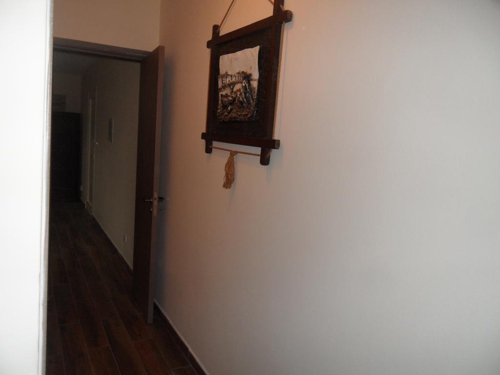 Sunshine Apts, Two Bedroom , Free Internet, No 3 圣纳帕 外观 照片