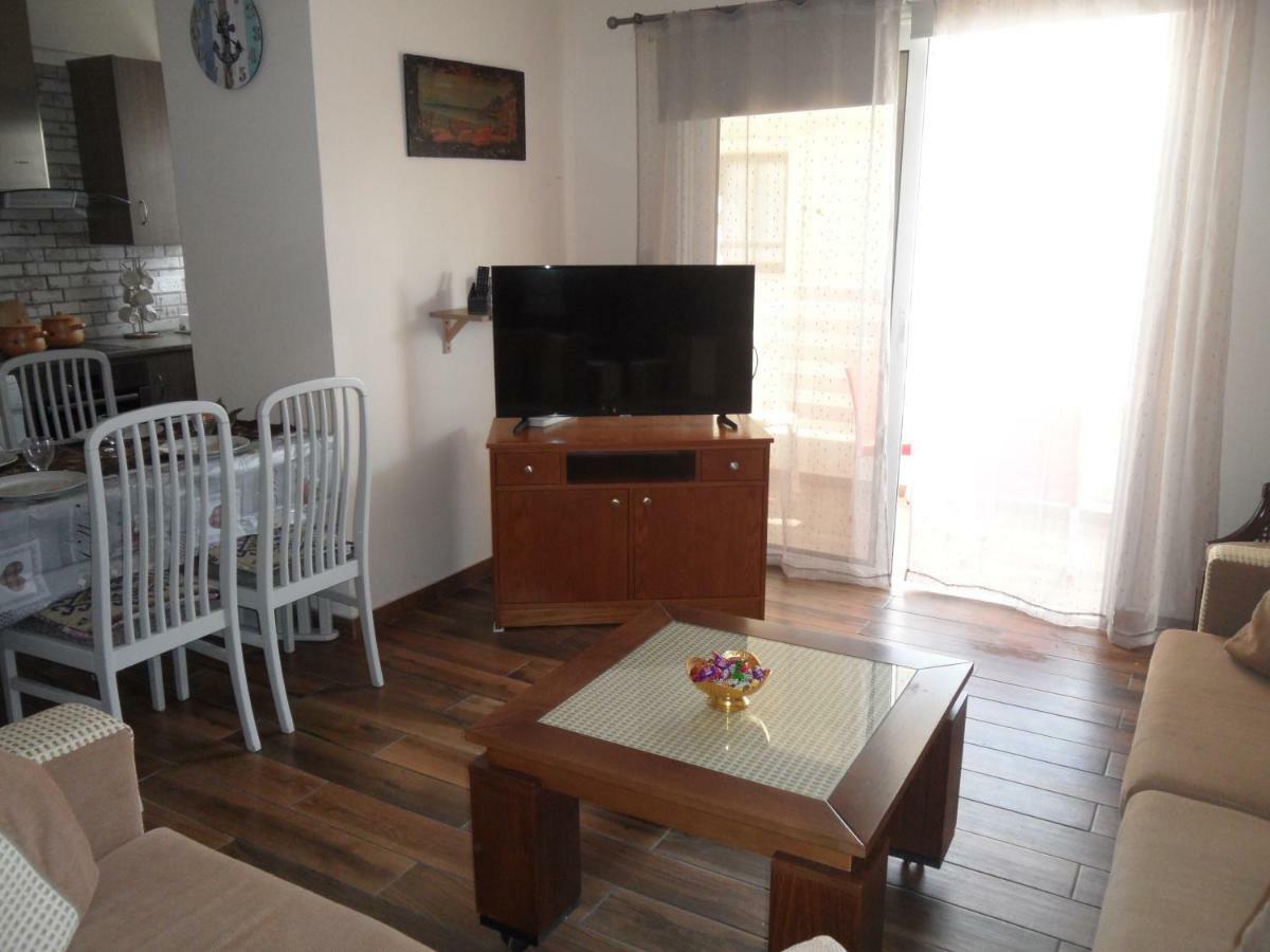 Sunshine Apts, Two Bedroom , Free Internet, No 3 圣纳帕 外观 照片